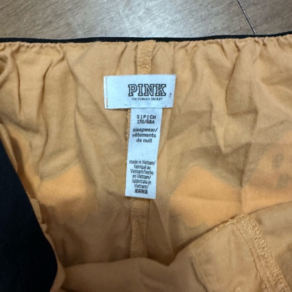 PINK Halloween orange pajama shorts with ghosts on back. - Picture 4 of 4